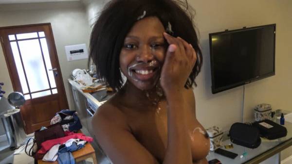 Ebony Star got her Make up Done by a Fake Casting Agent on tubepornebony.com