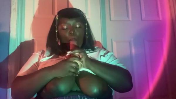 Ebony Bbw Sloppy Sucks Dick on tubepornebony.com