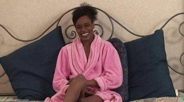 Amateur ebony gal makes her 1st ever episode on tubepornebony.com