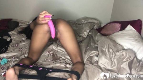 Horny Ebony Chick Masturbates With Her Toy To Make You Har - Amateur - Germany on tubepornebony.com