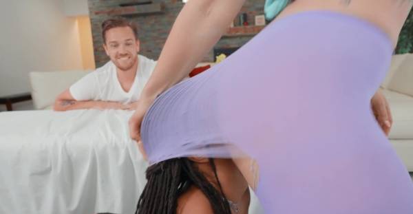 Ebony mom and slutty white girl smash cock in generous FFM massage on tubepornebony.com