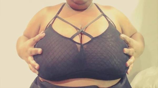 Huge Boobs In Ebony Bbw Latasha Lacyloveless on tubepornebony.com