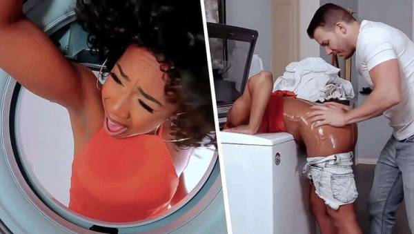 Feeling up My Girlfriend's Ebony Mom Stuck in Washing Machine - MILFED on tubepornebony.com